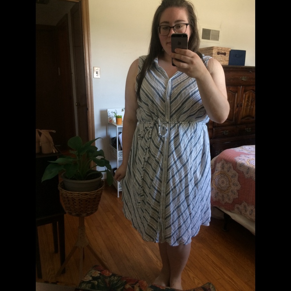 Sleeveless Button Down Dress
